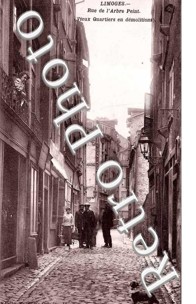 RUE DE L'ARBRE PEINT 