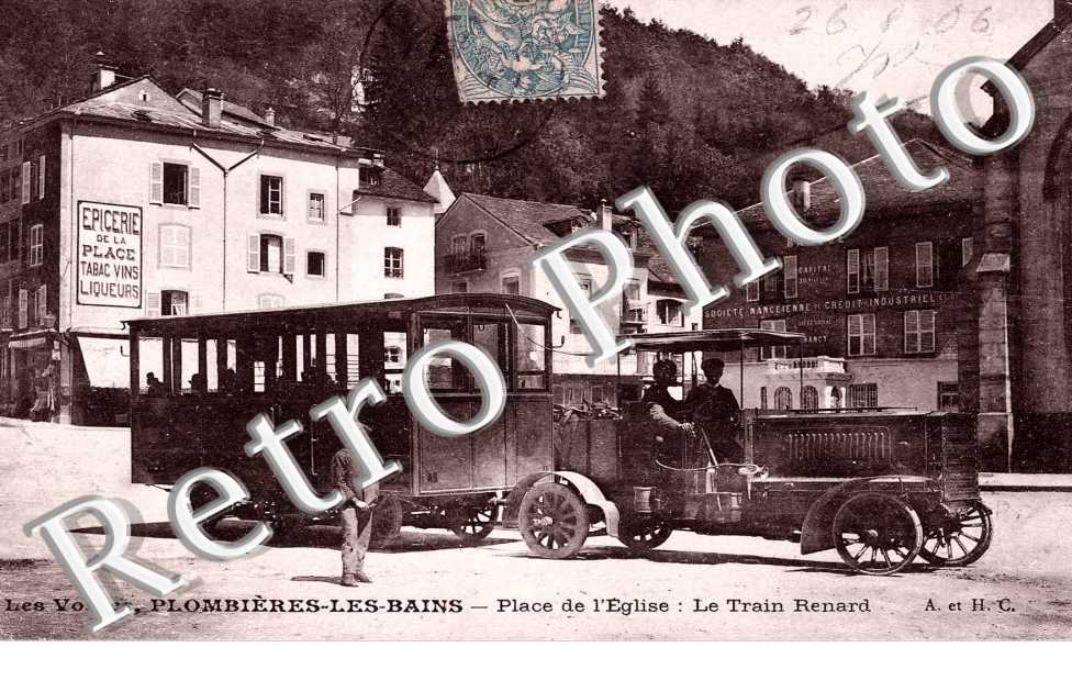 Place de l'eglise - LeTrain Renard