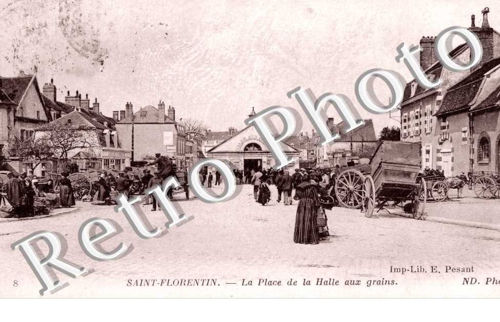Place de la Halle aux grains