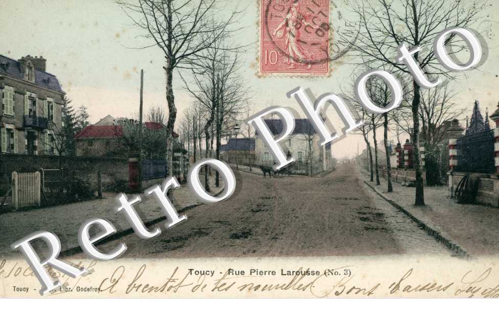 Rue Pierre Larousse
