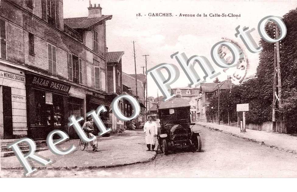 Avenue de la Celle-Saint-Cloud  - automobile