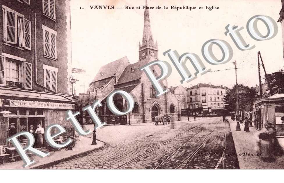 Rue et place de la République et Eglise
