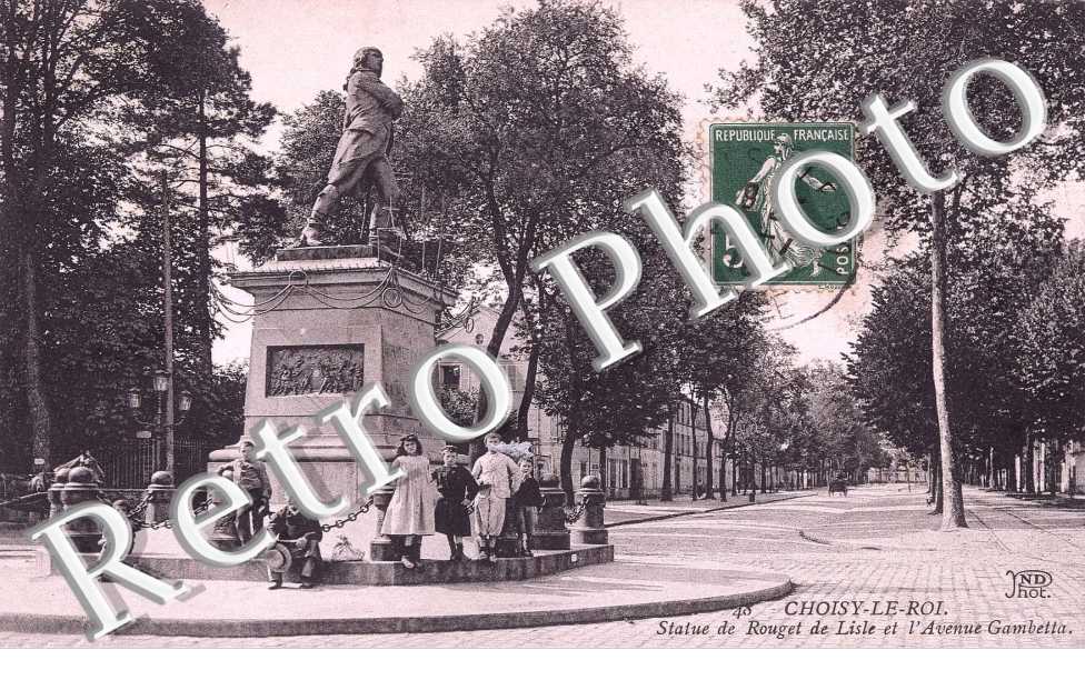 l'avenue gambetta statue de rouget de lisle