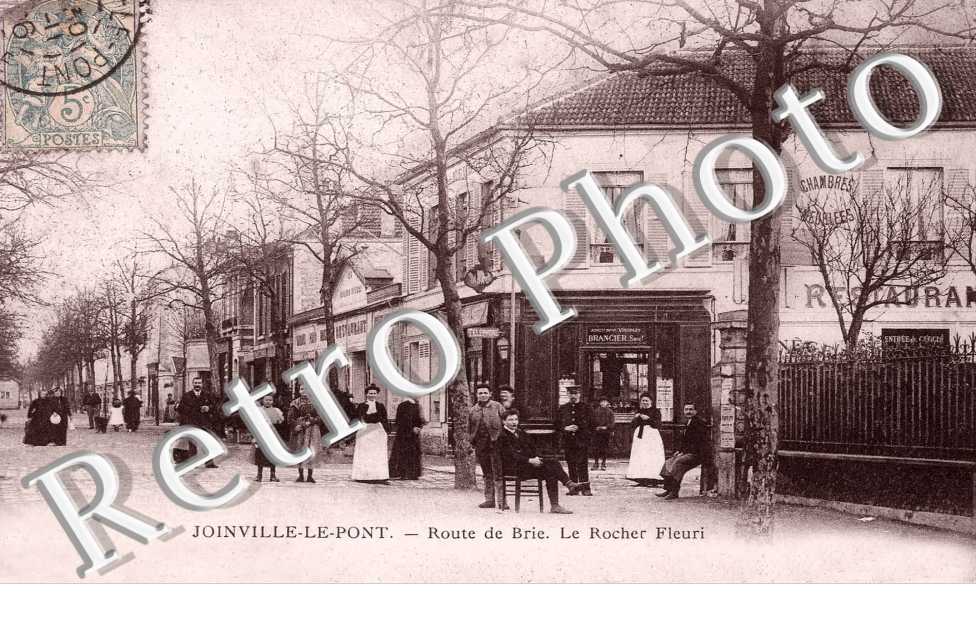 route de Brie. Le Rocher Fleuri