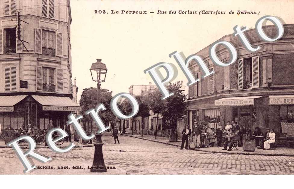 rue des Corluis (carrefour de nBellevue)