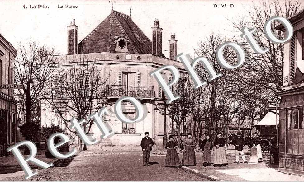 LA PIE - LA PLACE