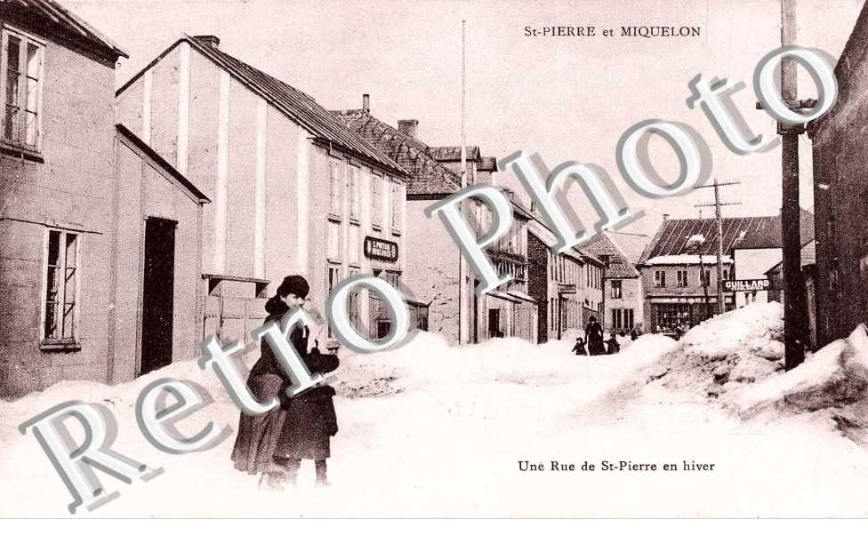une rue de Saint-Pierre en hiver