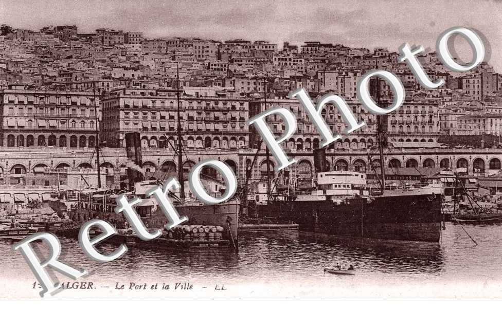 Le port de la ville d'Alger
