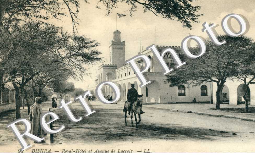 Royal-Hotel et Avenue de Lacroix