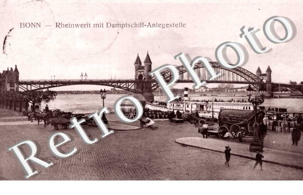 Rheinwerft mit Dampschiff-Anlegestelle