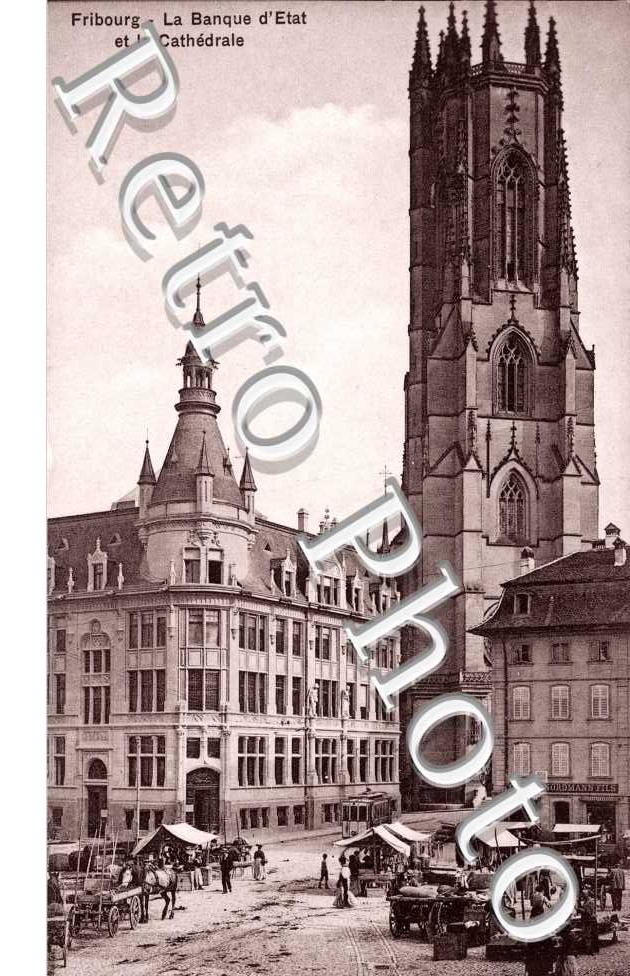 la Banque d'Etat et la Cathedrale