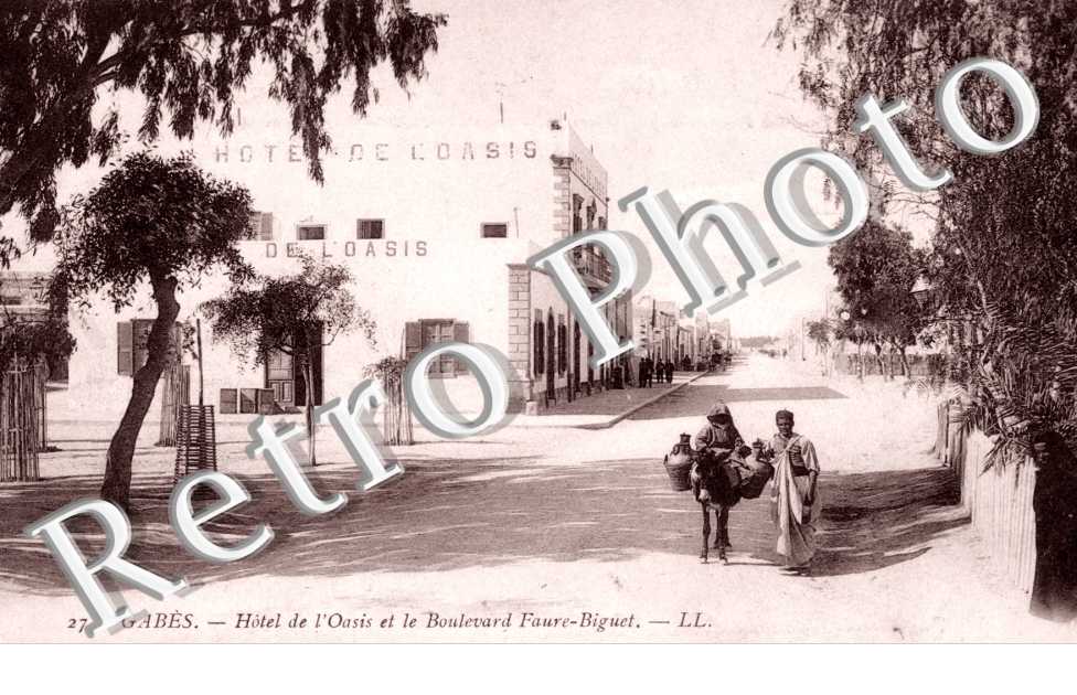 Hotel de l'Oasis et la Boulevard Faure-Biguet