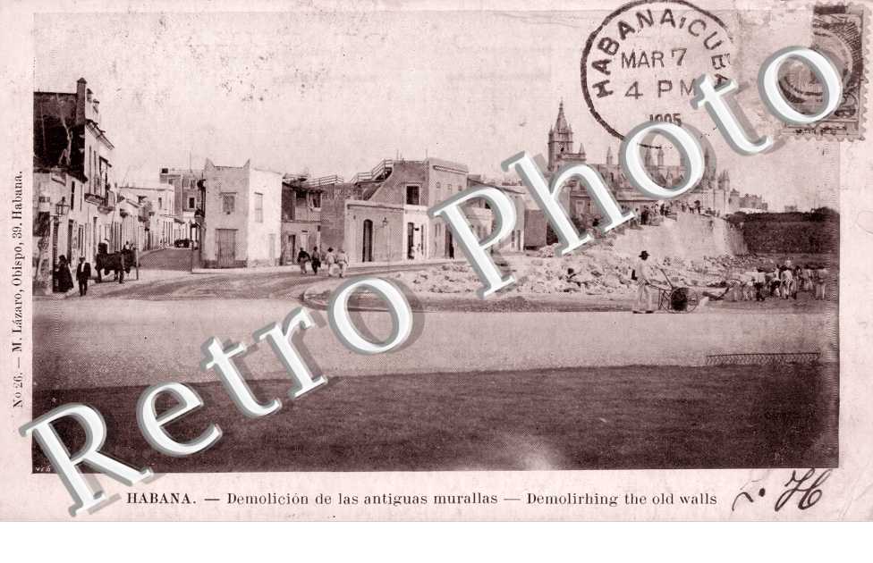 Demolicion de las antiguas Murallas. Demolirhing the od walls