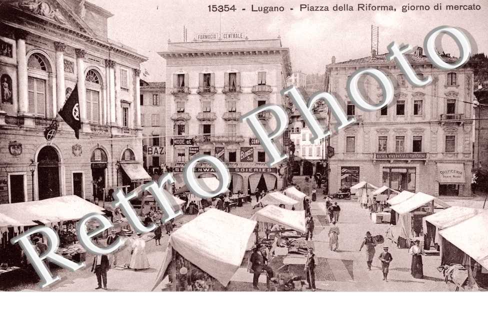 Piazza della Riforma, Giorno di Mercato