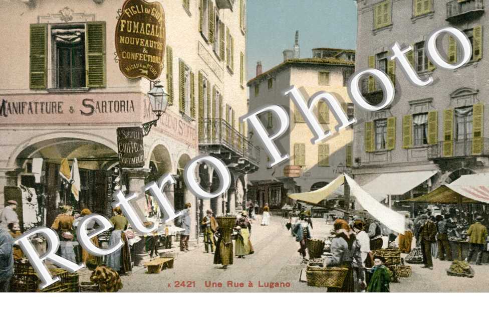 marche. Via Nassa. Rue Nassa