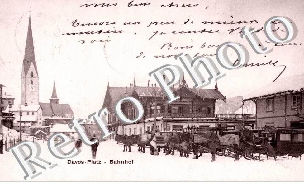 Davos-Platz, Bahnhof.  Place et la Gare