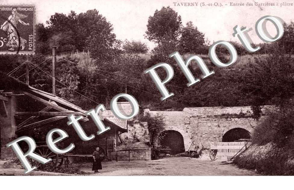 entree des carrieres à platre