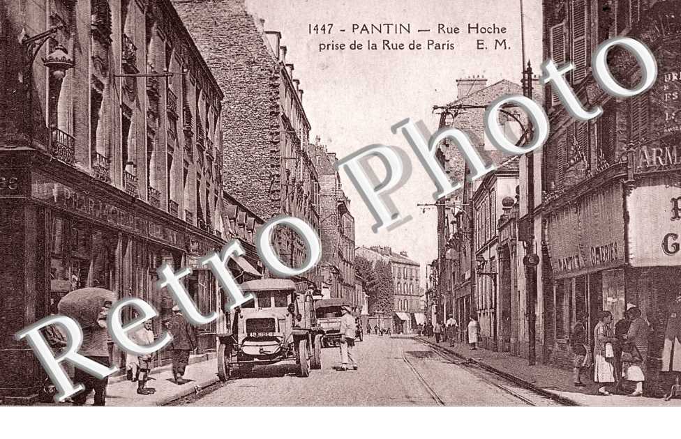 rue Hoche prise de la rue de Paris