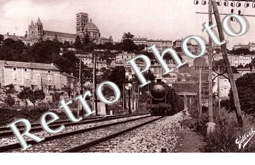 la ville vue de la ligne Paris-Bordeaux