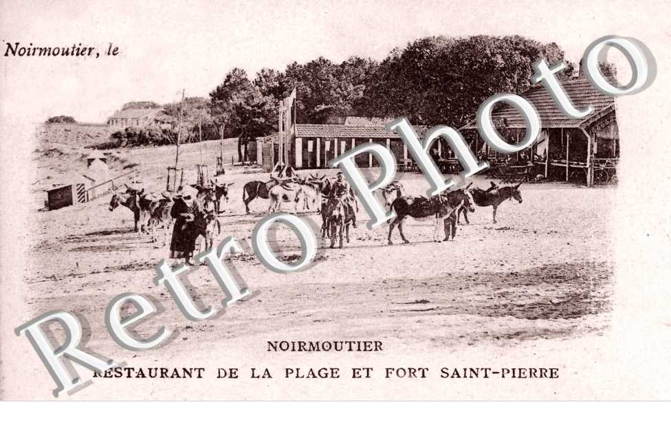 Restaurant de la plage et Fort Saint Pierre