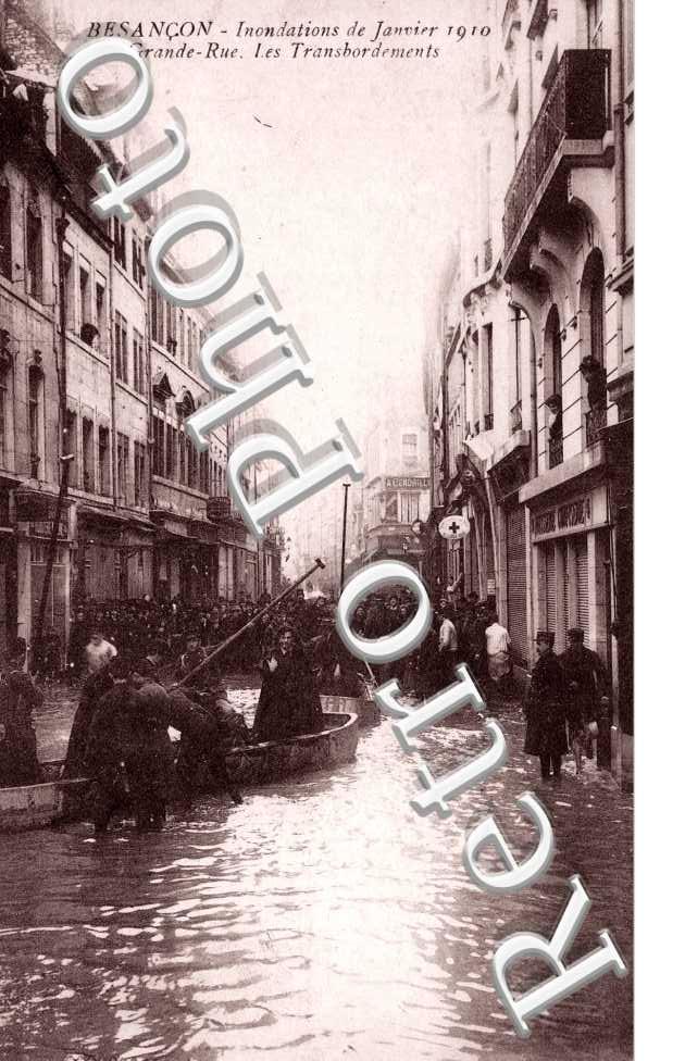 Inondations de Janvier 1910 -  Grande Rue , Les Transbordements