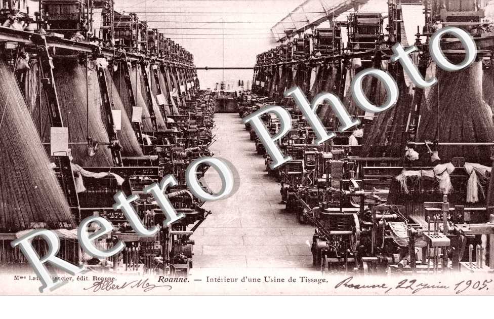 Interieur d'une Usine de Tissage