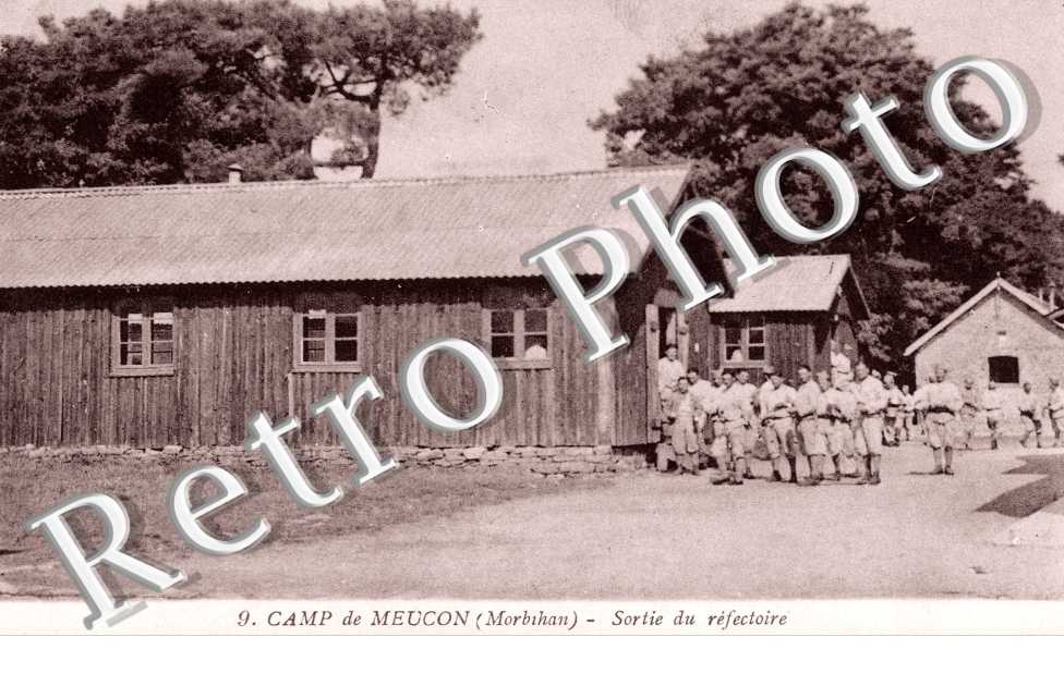 Le camp - Sortie du réfectoire