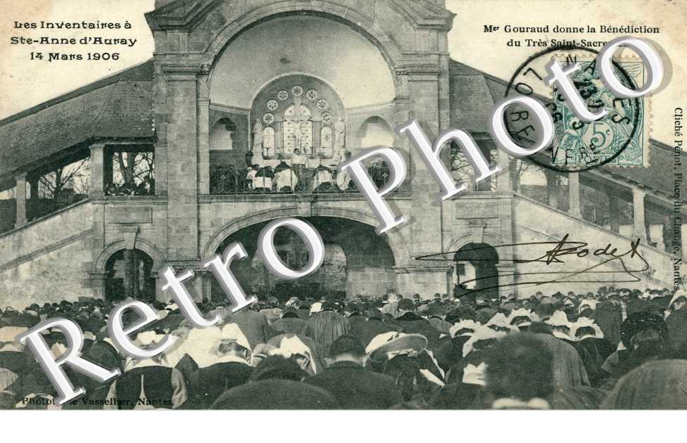 Les Inventaires - Monseigneur Gouraud donne la Benediction