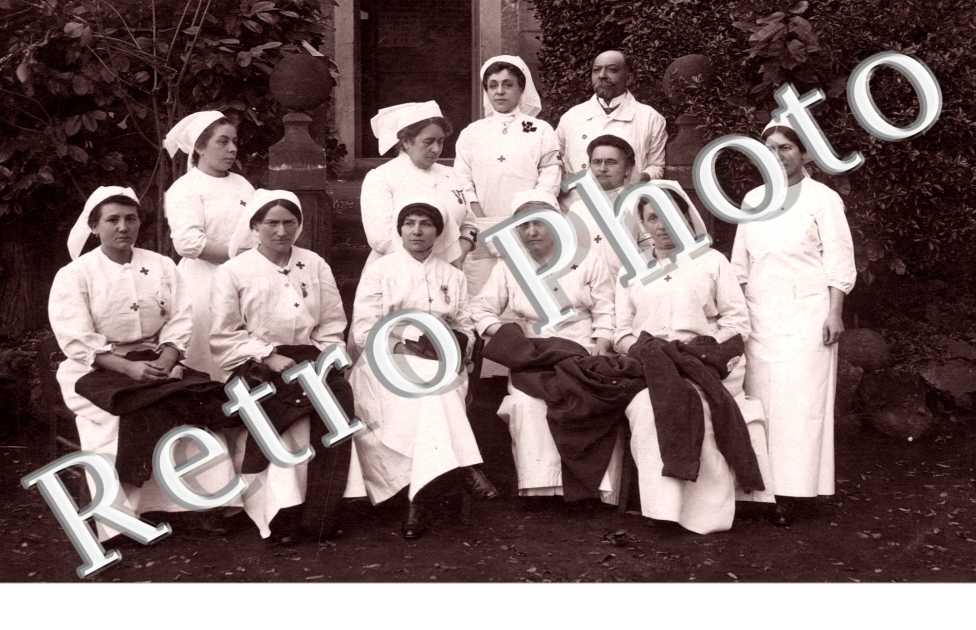 Vestiaire de l'hôpital des femmes de France novembre 1914