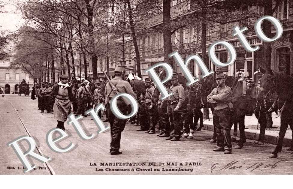 La manifestation du 1er mai Les chasseurs cheval au Luxembourg