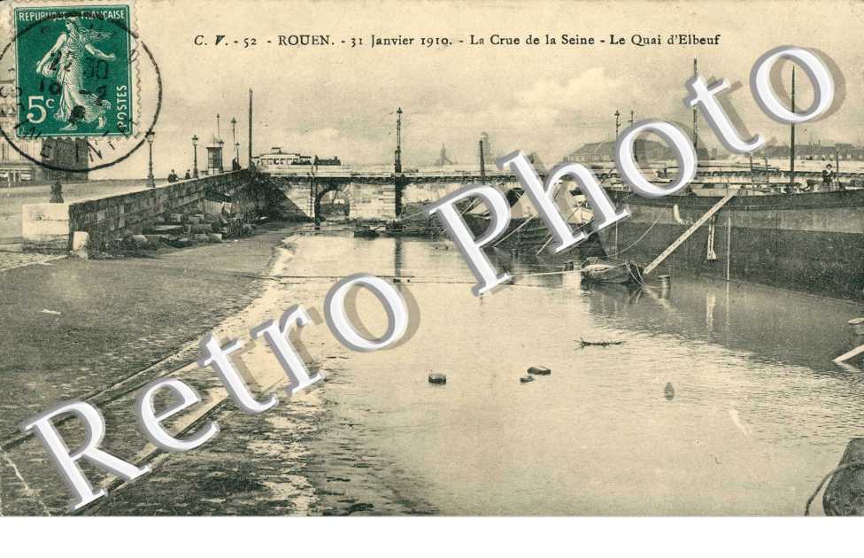 Le quai d'Elbeuf  La crue de la Seine  31 janvier  1910