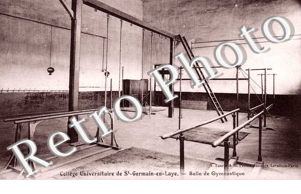 college universitaire Salle de Gymnastique