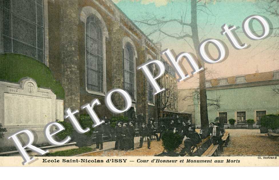 ecole Saint-Nicolas d'Issy Cour d'honneur