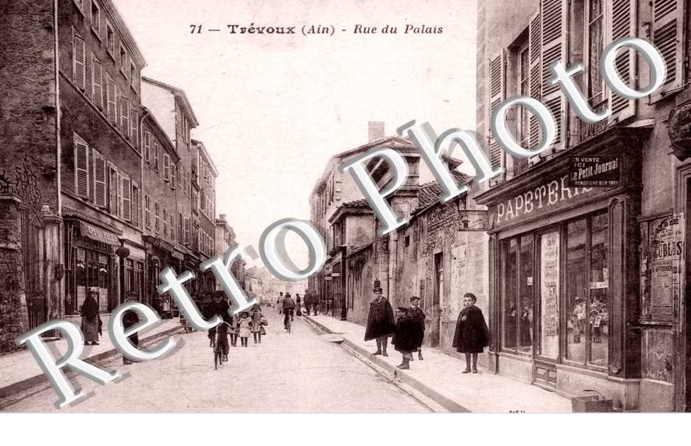Rue du Palais