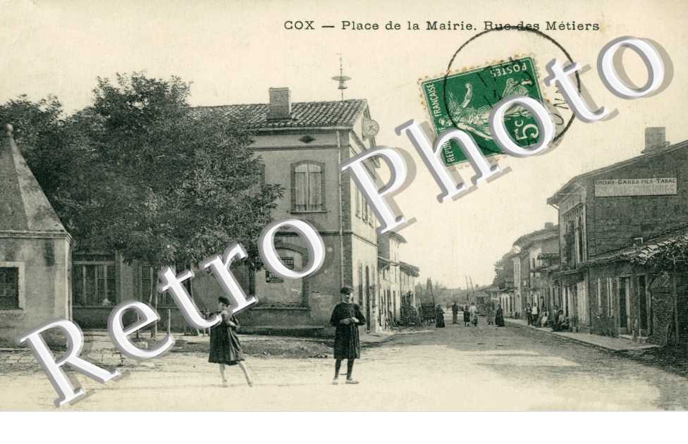 Place de la mairie, rue des métiers