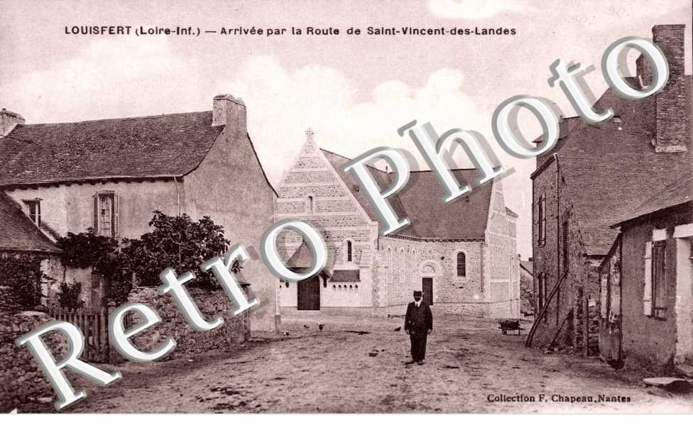 arrivee par la route de Saint Vincent des Landes