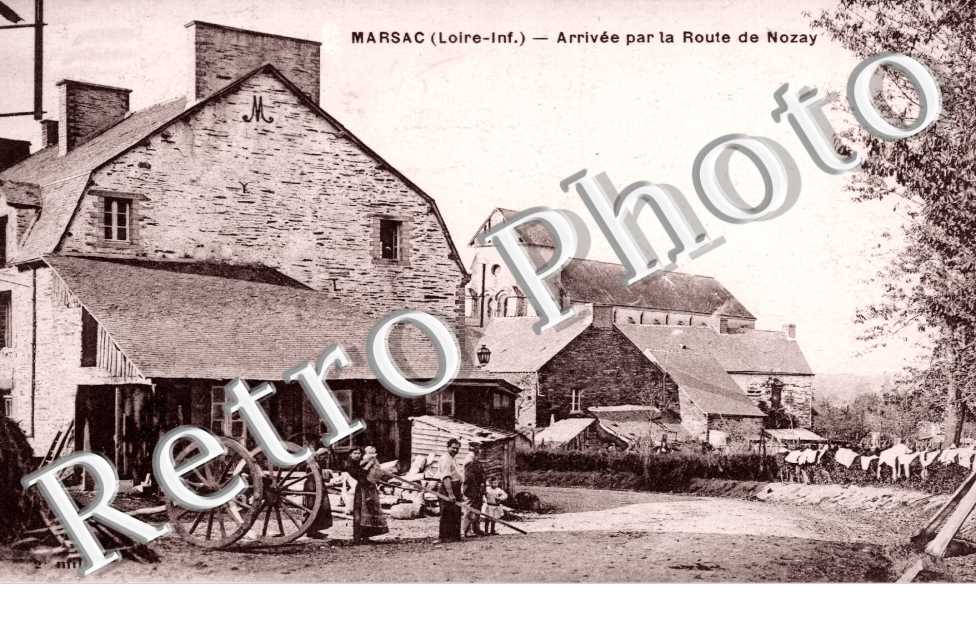arrivee par la route de Nozay