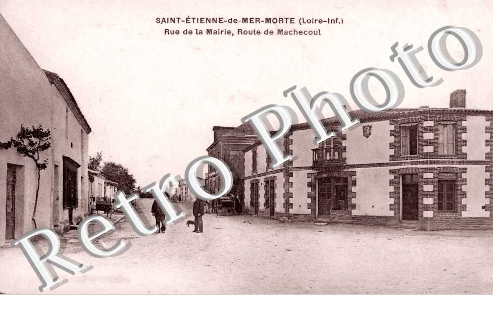 rue de la mairie, route de Machecoul