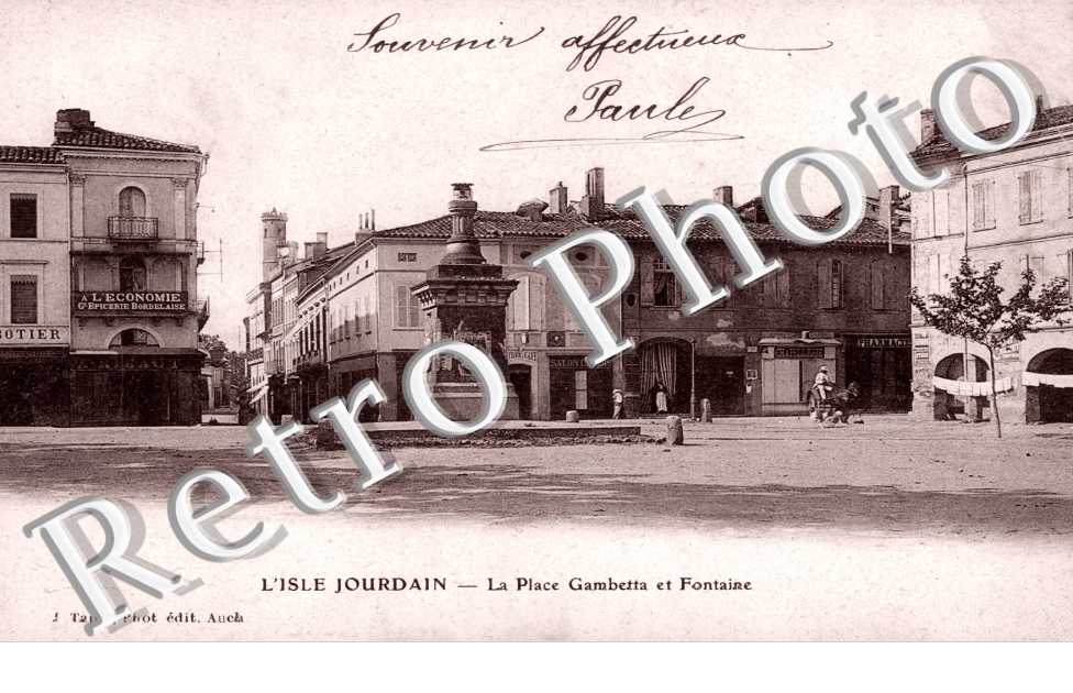 la Place Gambetta et Fontaine