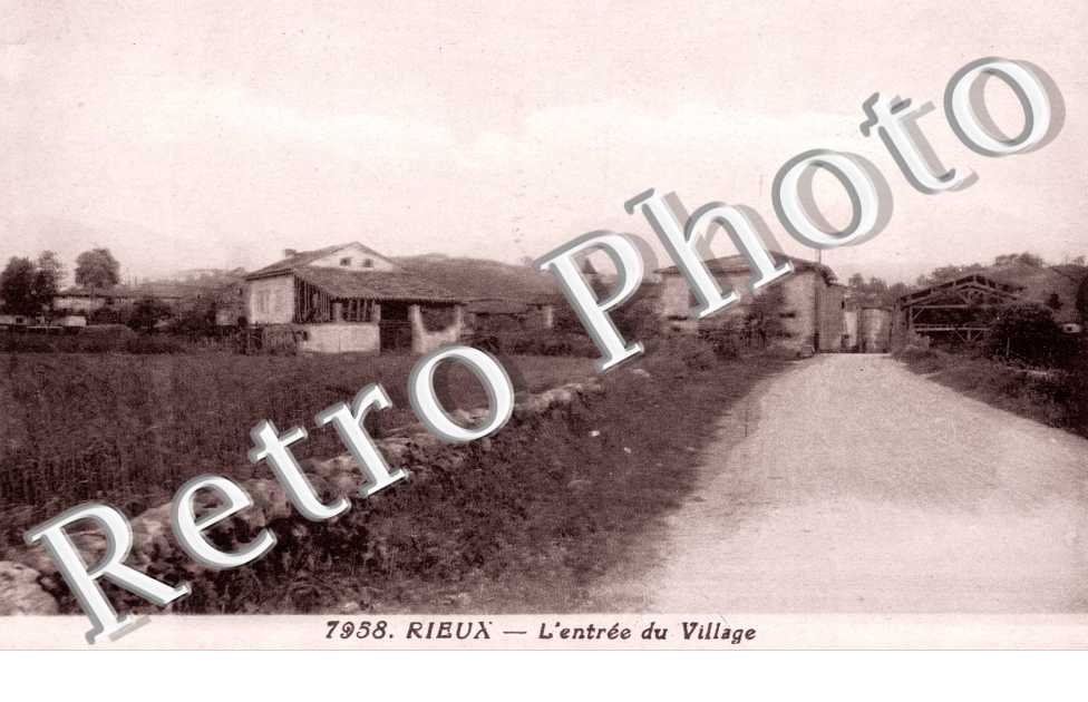 L'entrée du village