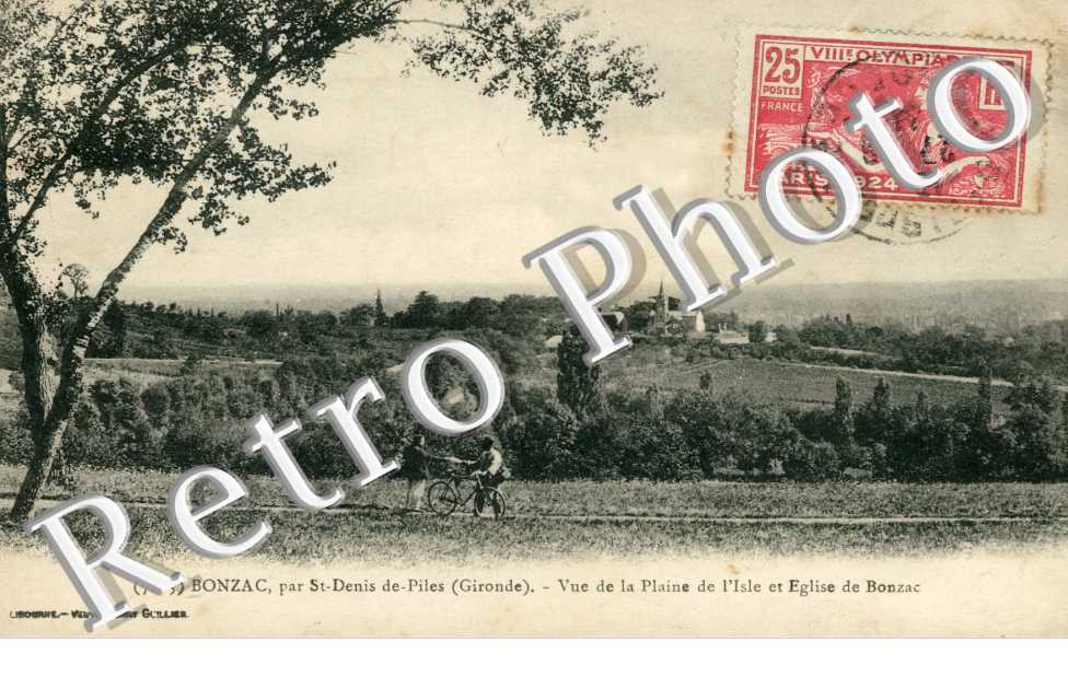 vue de la Plaine de l'Isle et eglise de Bonzac