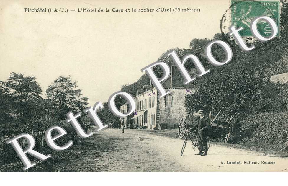 l'hotel de la gare et le rocher d'Uzel