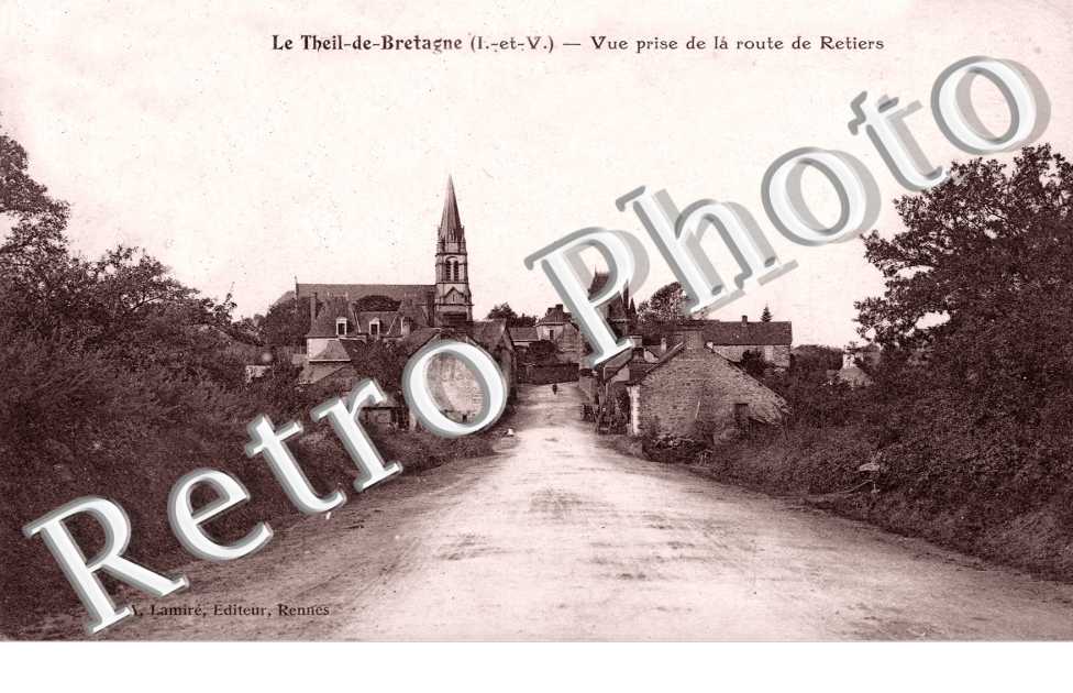 vue prise de la route de Retiers