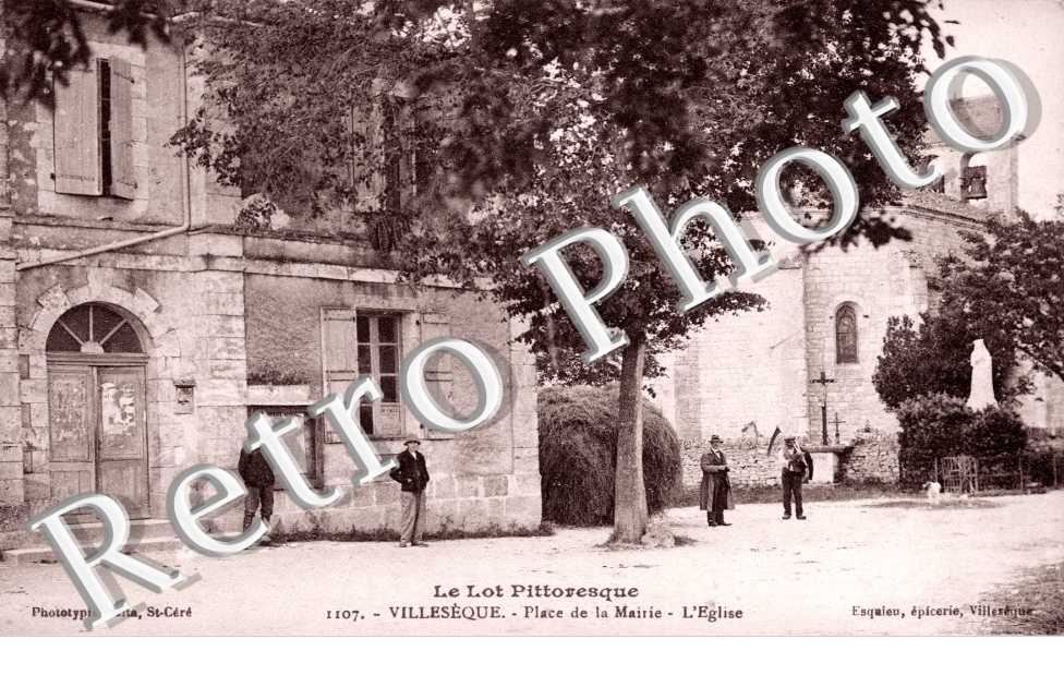Place de la Mairie - l'Eglise