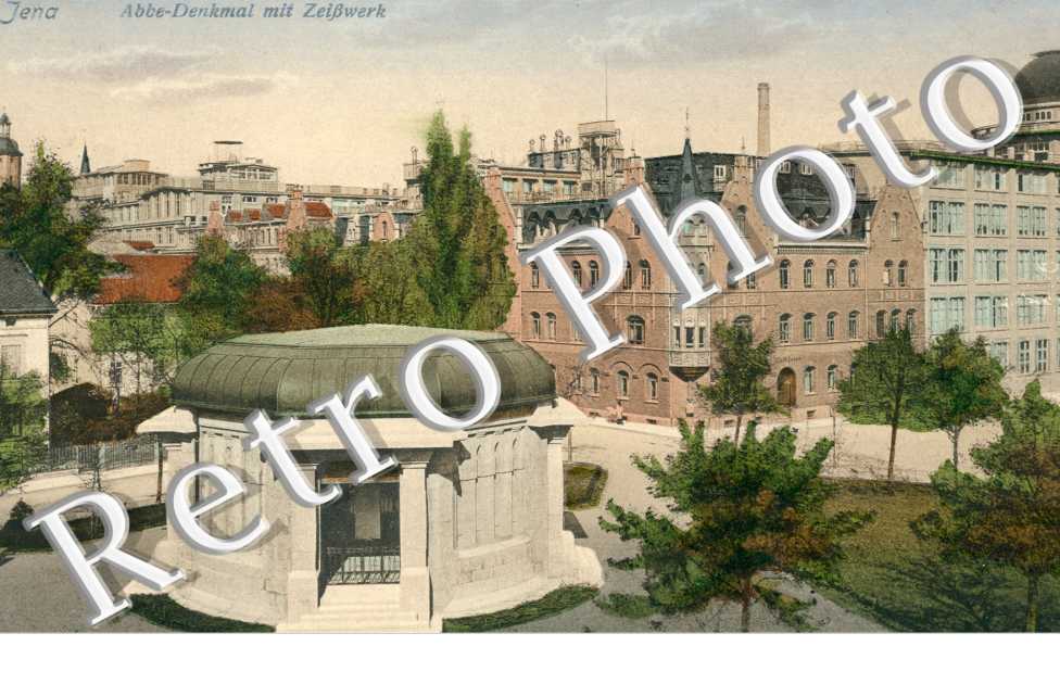 Abbe Denkmal mit Zeisswerk