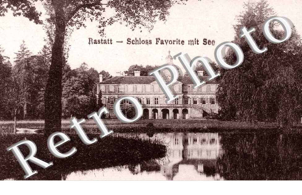Schloss Favorite mit See