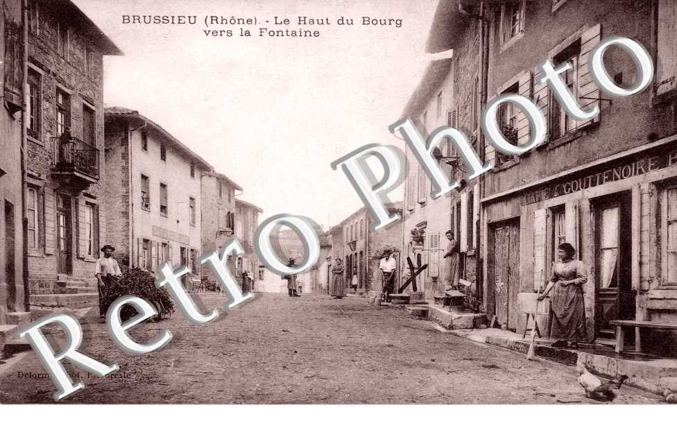Le Haut du Bourg vers la Fontaine
