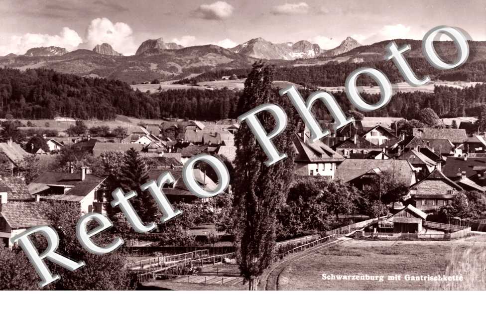 Schwarzenburg mit Gantrischkette