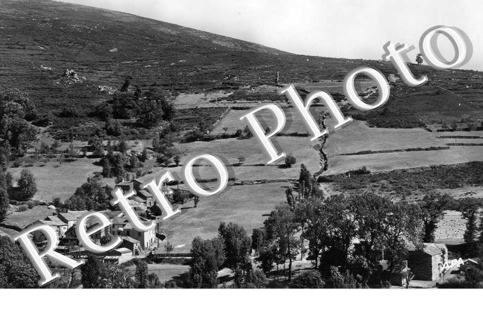 sur la route touristique Caroux-Espinousse village de Rosis