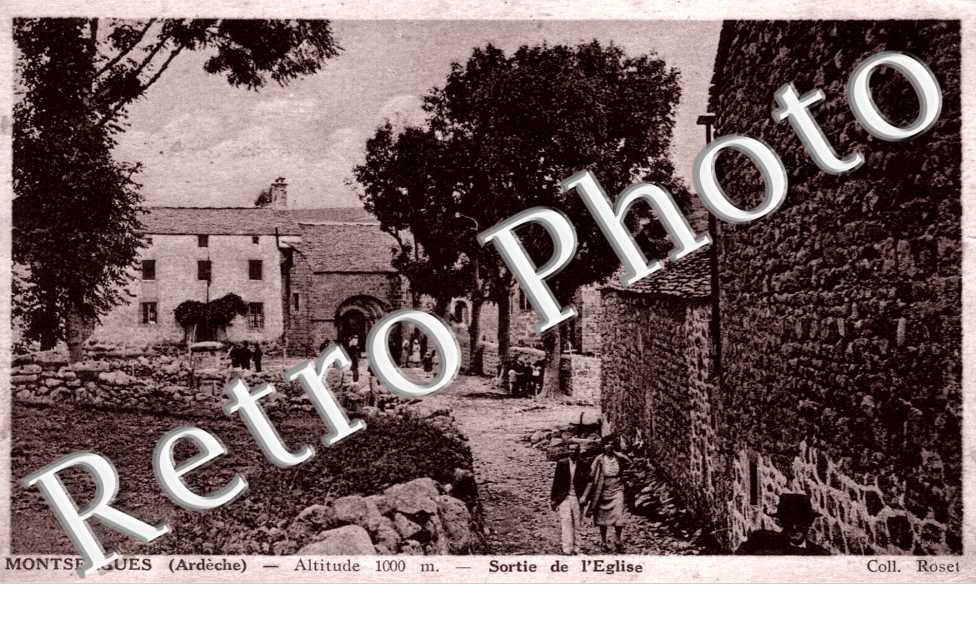 Sortie de l'eglise
